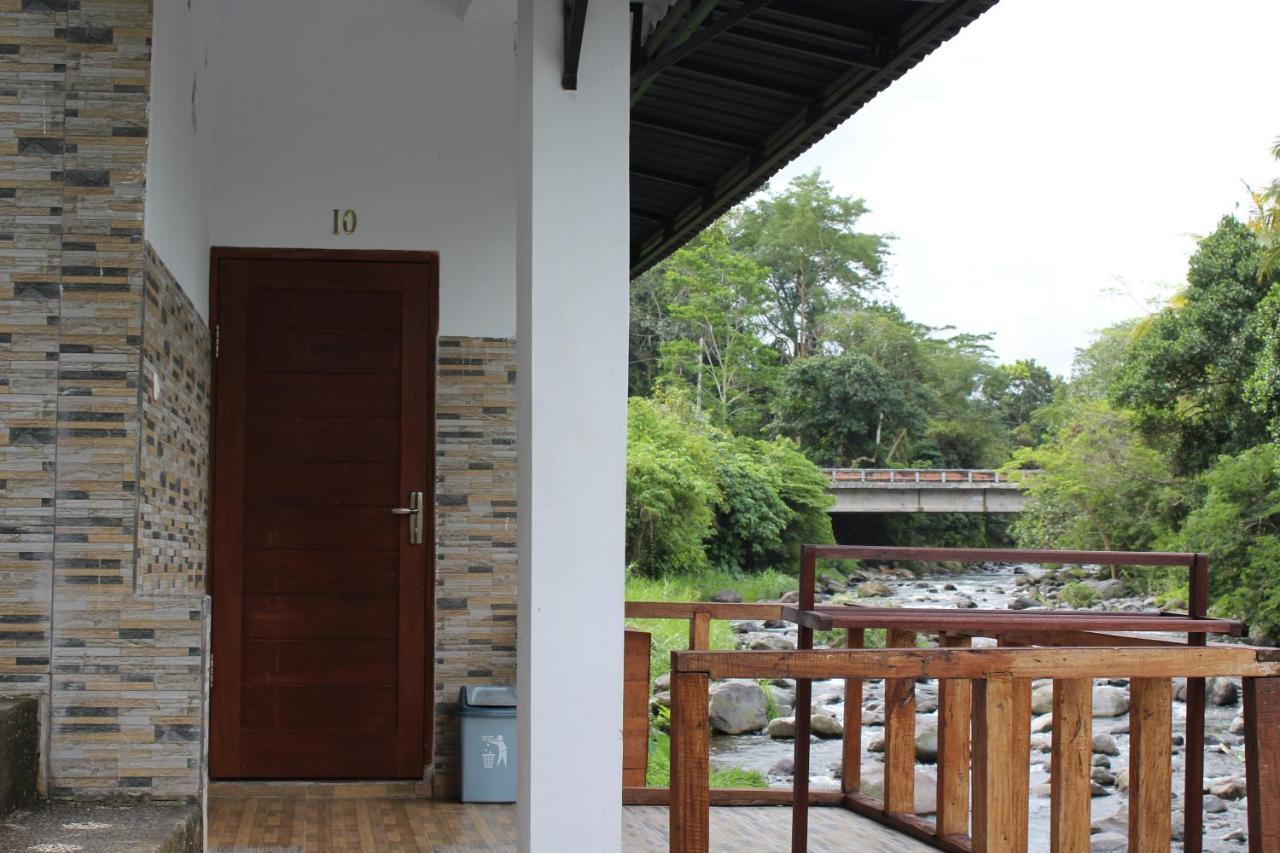 Pondok Tepi Sungai Sidemen  Zewnętrze zdjęcie
